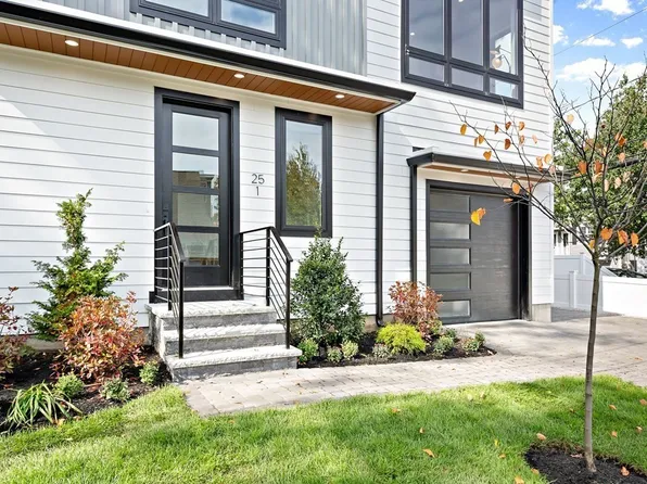 25 Tolman St #2, Waltham, MA 02453
