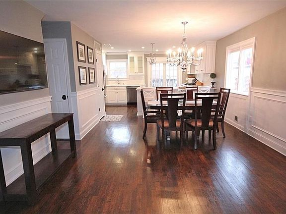 5th image of 2361 E 72nd St