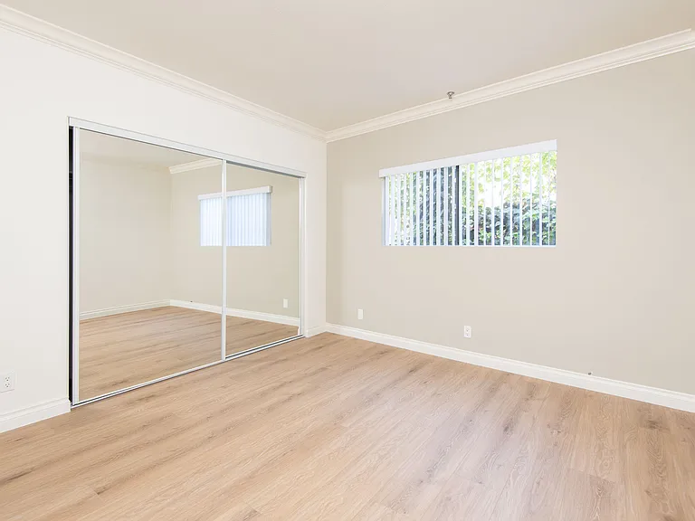 7120 Ramsgate Ave #103 — Photo 6