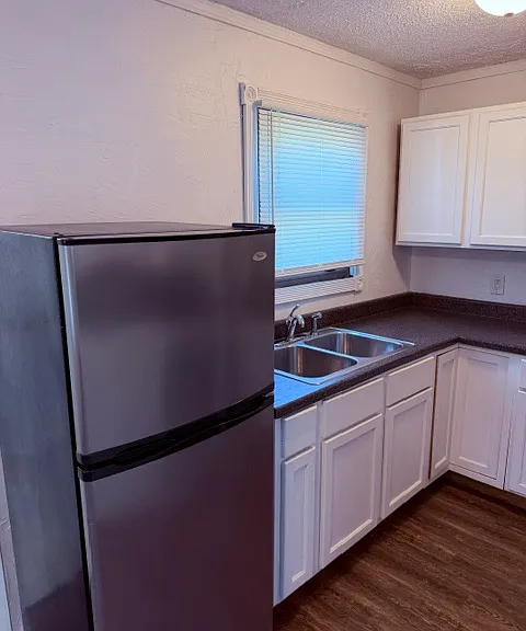 217 W Marshall Dr — Photo 5