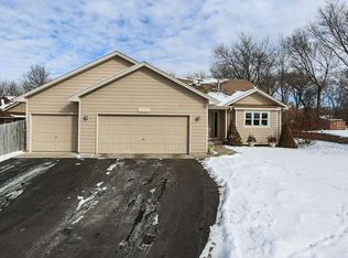 5536 140th St W, Savage, MN 55378