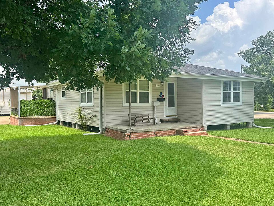 1st image of 3601 39th St