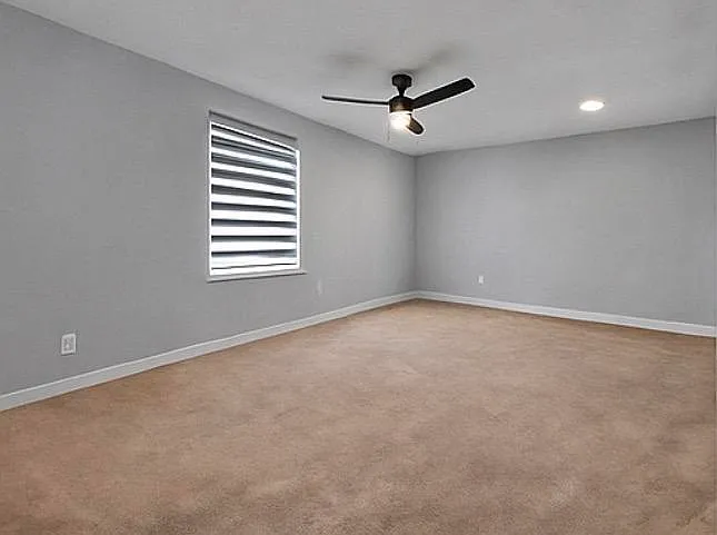 6385 86th Pl — Photo 21