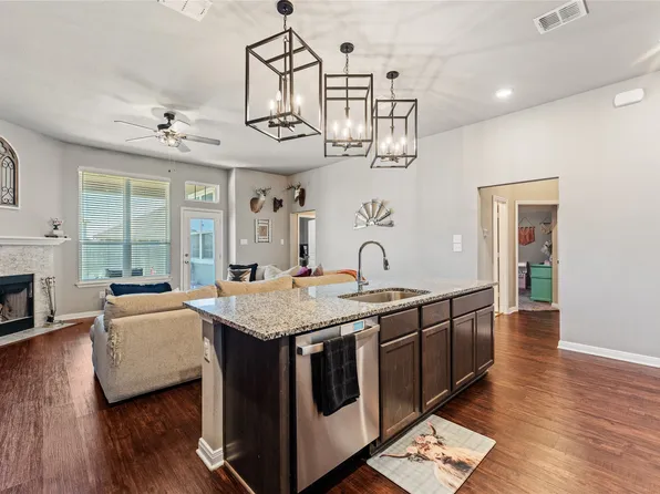 3224 Risinger Rd, Lorena, TX 76655