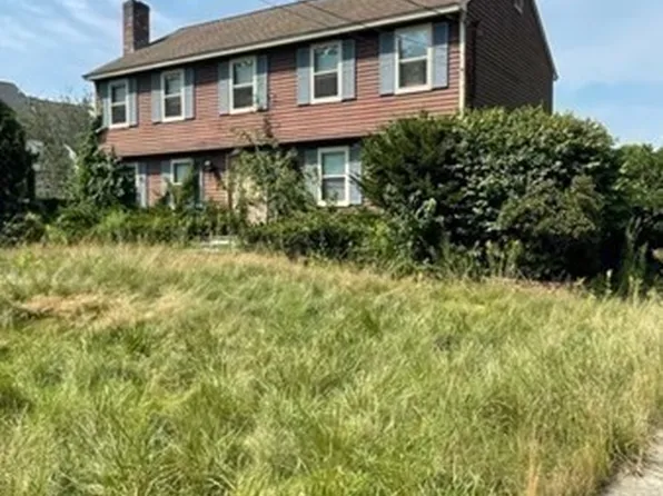 59 Summer St, Medway, MA 02053