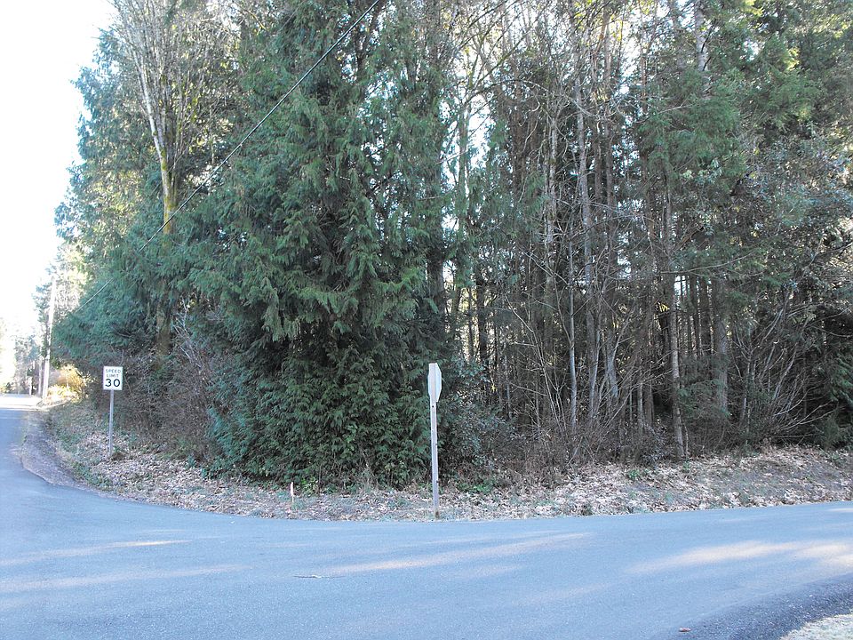 1st image of 1 NE Vena St