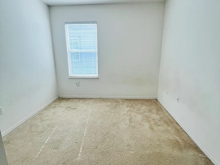 276 Milestone Dr — Photo 24