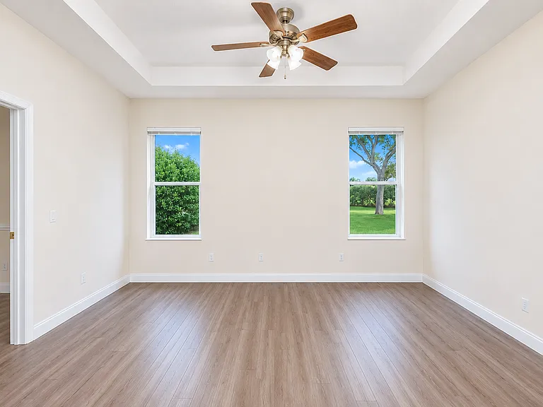 19 Old Port Cir — Photo 12