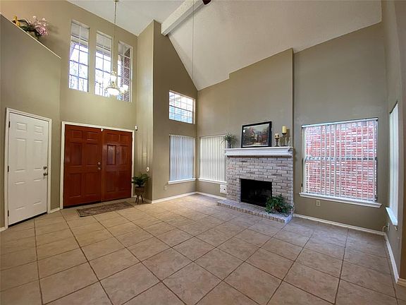 2nd image of 11315 Meadowchase Dr