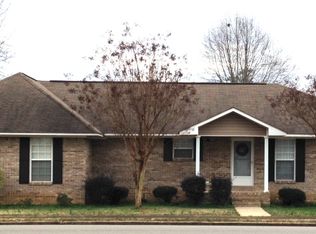200 W Parkway Ave, Talladega, AL 35160