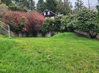 254 NE 3rd St, Toledo, OR 97391