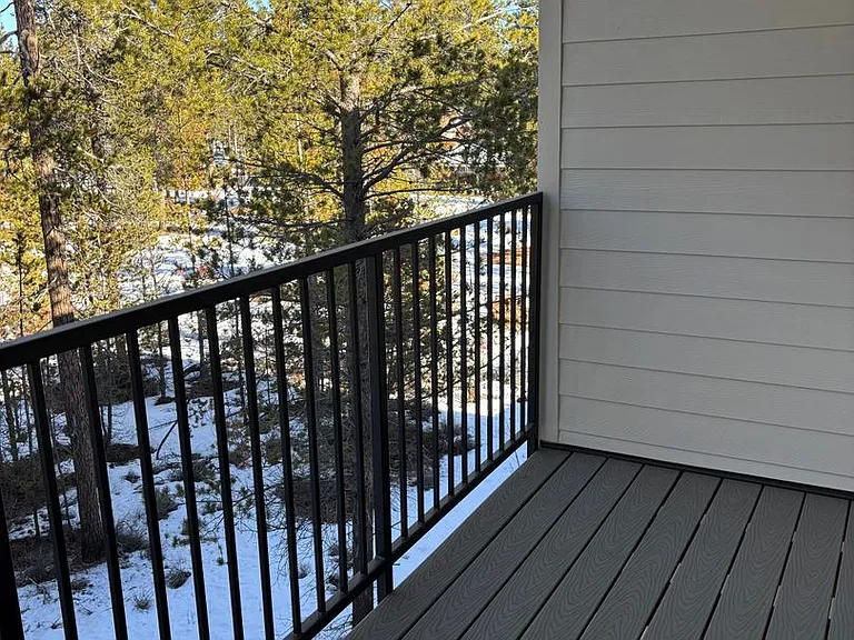 Luxury Apartment in La Pine! — Photo 17