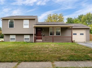 265 Porter Dr, Englewood, OH