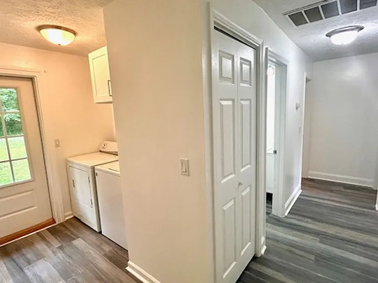 135 Haywood Valley Rd — Photo 8