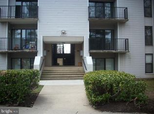 100 Duvall Ln #21, Gaithersburg, MD 20877