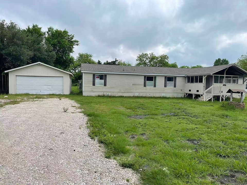 1st image of 6704 Pear Cir