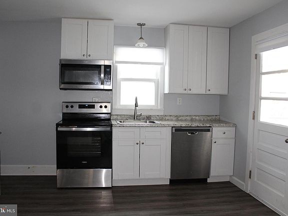 2nd image of 4529 Devonshire Rd