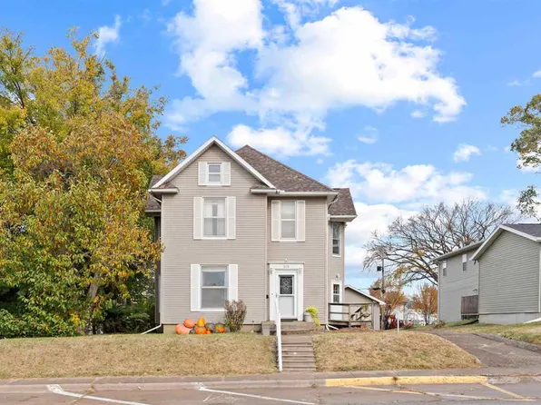 208 E Madison St, Washington, IA 52353