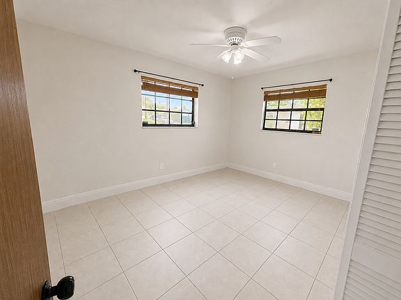 5th image of 525 SW 78th Ct #525R