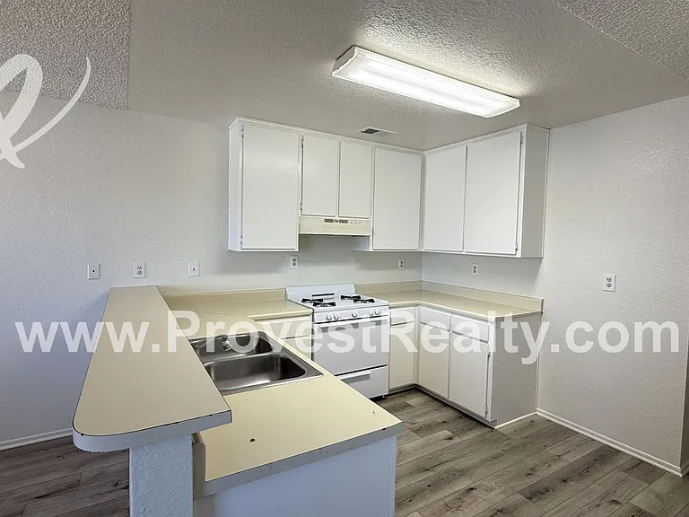 Sioux Rd 22544- / AVT 2 LLC — Photo 7