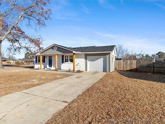 3rd image of 6218 Thornwood Dr