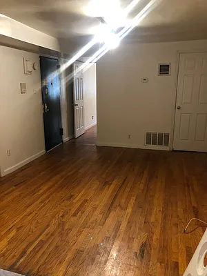 Rented by Triplemint | media 11