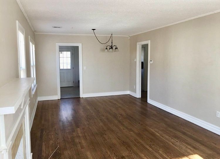 1st image of 1115 Woodlawn Pl