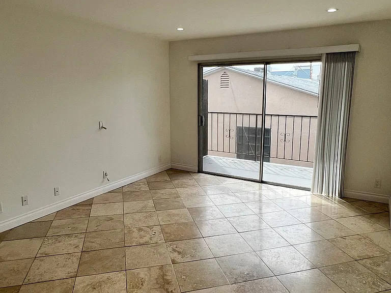 1417 14th St #11 — Photo 5