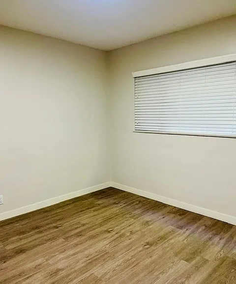 426 S Barrington Ave #6 — Photo 9