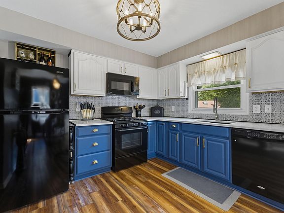 4th image of 1177 Chalmers Dr