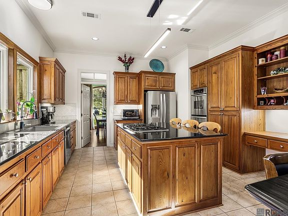 4th image of 652 Plantation Ridge Ln