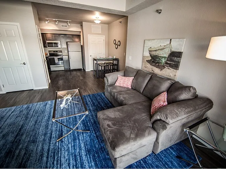 The Legacy Condos - Waverly — Photo 14