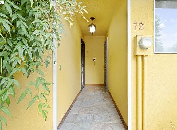2nd image of 839 SW Broadway Dr APT 71