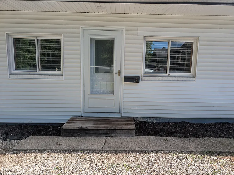 421 West St #3 — Photo 3
