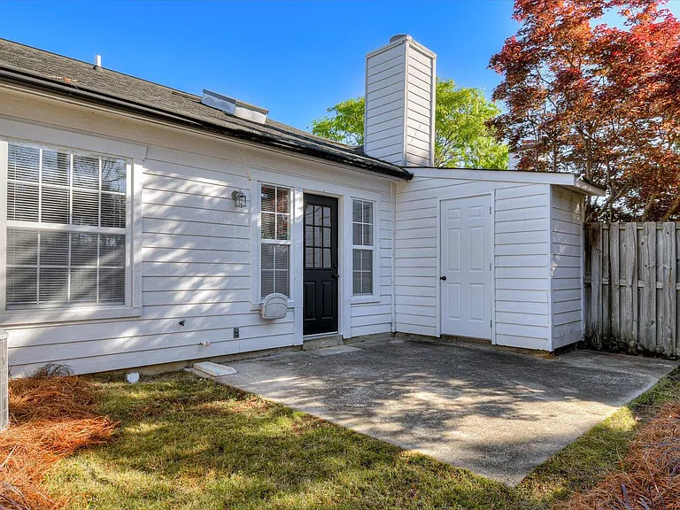 128 Barts Dr — Photo 25