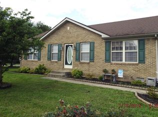 130 Grundy Dr, Bardstown, KY 40004