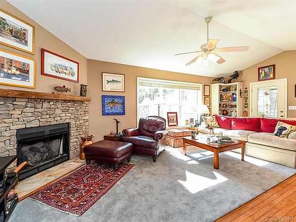 3rd image of 114 Dunigan Dr
