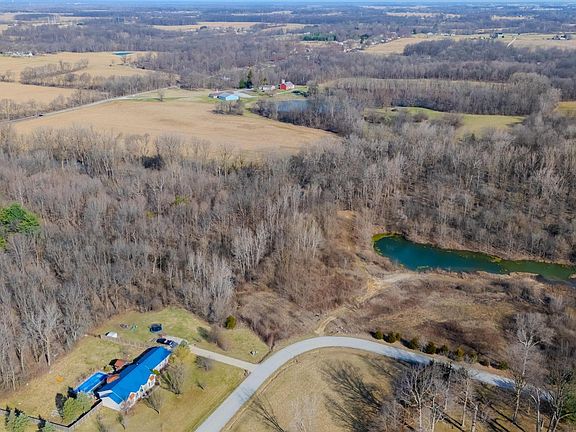 3rd image of 4102 Blackthorne Dr