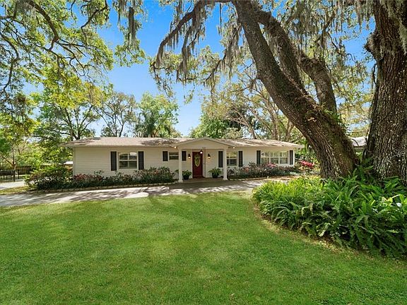 4th image of 1021 Whiteway Dr