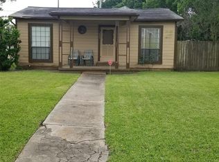 803 W 5th St, Freeport, TX 77541
