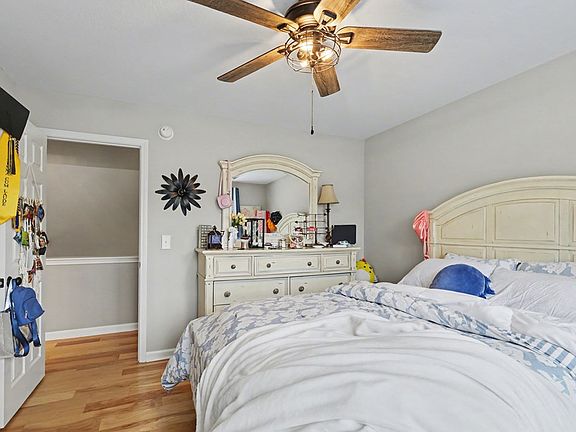 2nd image of 71 Sheridan Hills Rd