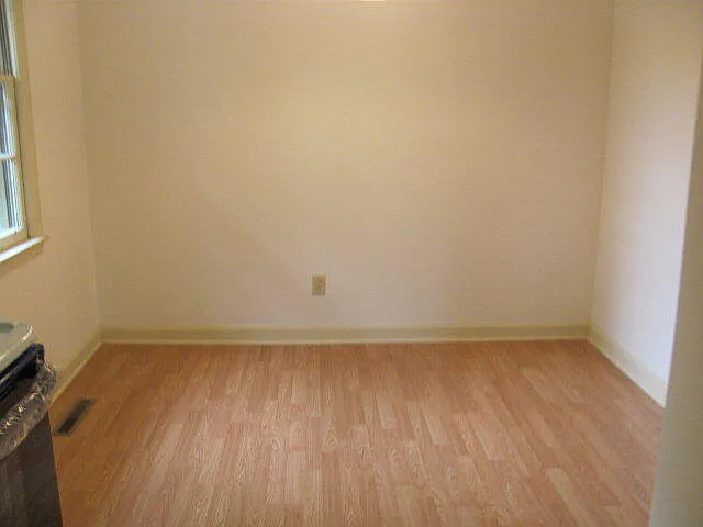 222 Cuttino Rd — Photo 8