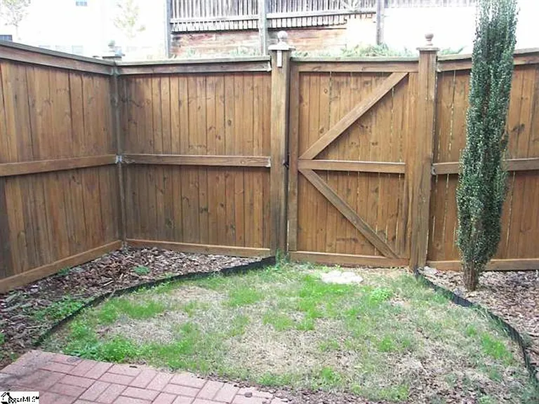 109 Waterford Park Dr — Photo 9