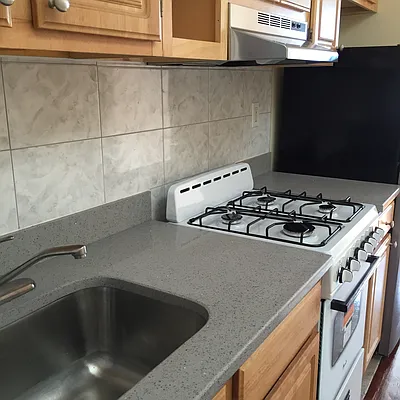 Rented by J Misrahi Realty Corp | media 28