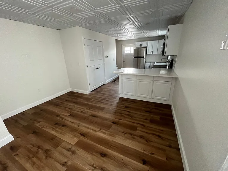 820 Main St — Photo 9