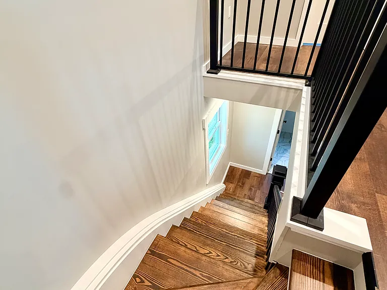 40 Bismark St — Photo 11