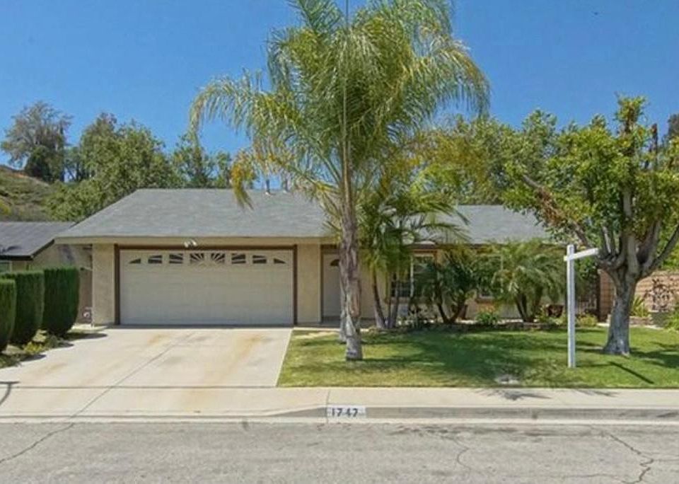 1st image of 1747 Kimberly Dr