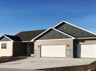 1815 Turner Rd, New Ulm, MN 56073