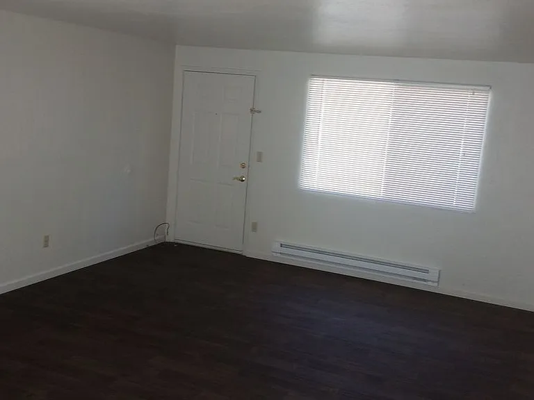 1315 SW G St — Photo 6