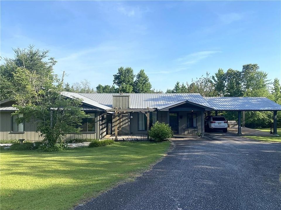 1st image of 354 Woodland Trce